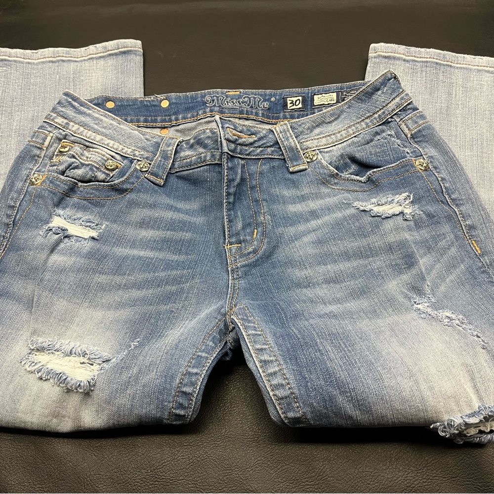 Miss Me Capris - Size: 30 - Brand new without tags - Picture 2 of 8